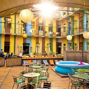 Hostal Casa De La Musica